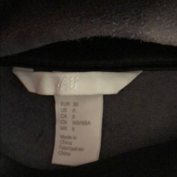 Faux leather skirt - Picture 4 of 7